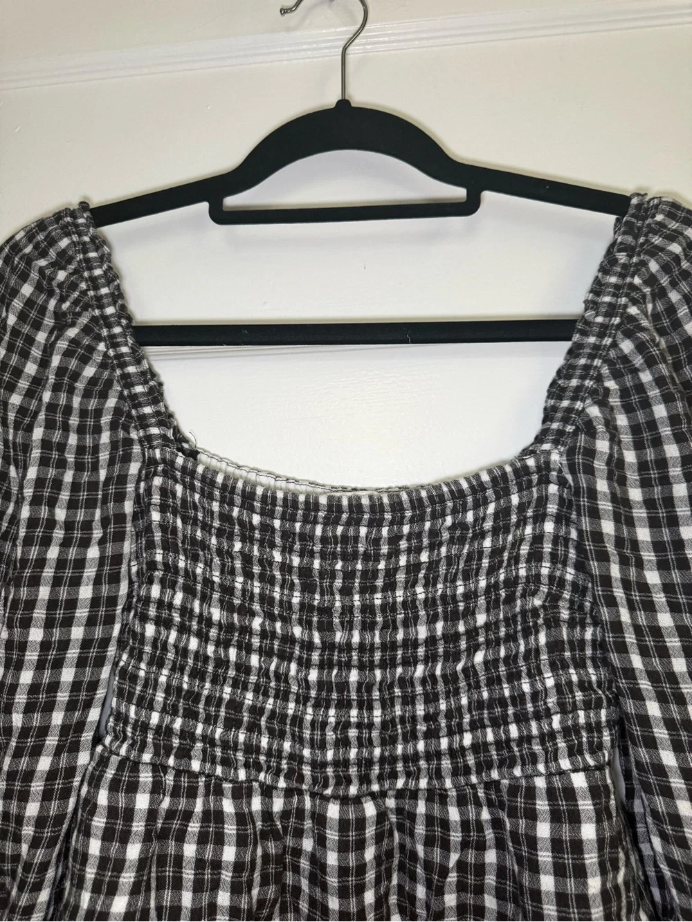 Abercrombie & Fitch Black and White Smocked Plaid Peasant Blouse Fall Boho Sz M